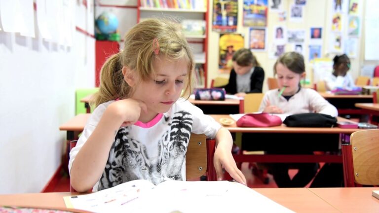 T&eacute;moignages &Eacute;mouvants sur l’Album de Classe